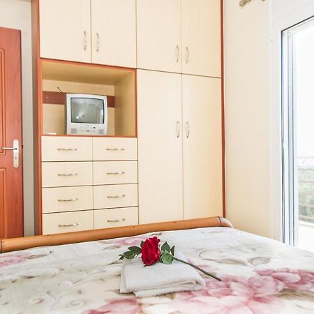 Cozy Flats In An Olive Grove By The Sandy Beach Kánalos Extérieur photo