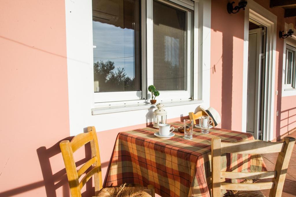 Cozy Flats In An Olive Grove By The Sandy Beach Kánalos Extérieur photo