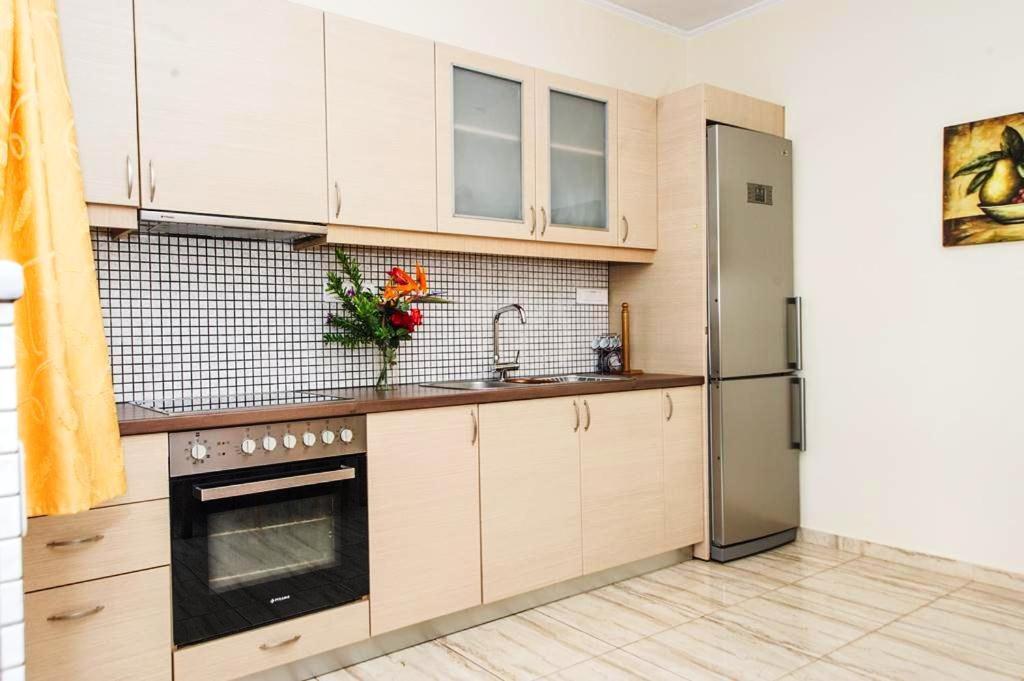 Cozy Flats In An Olive Grove By The Sandy Beach Kánalos Extérieur photo