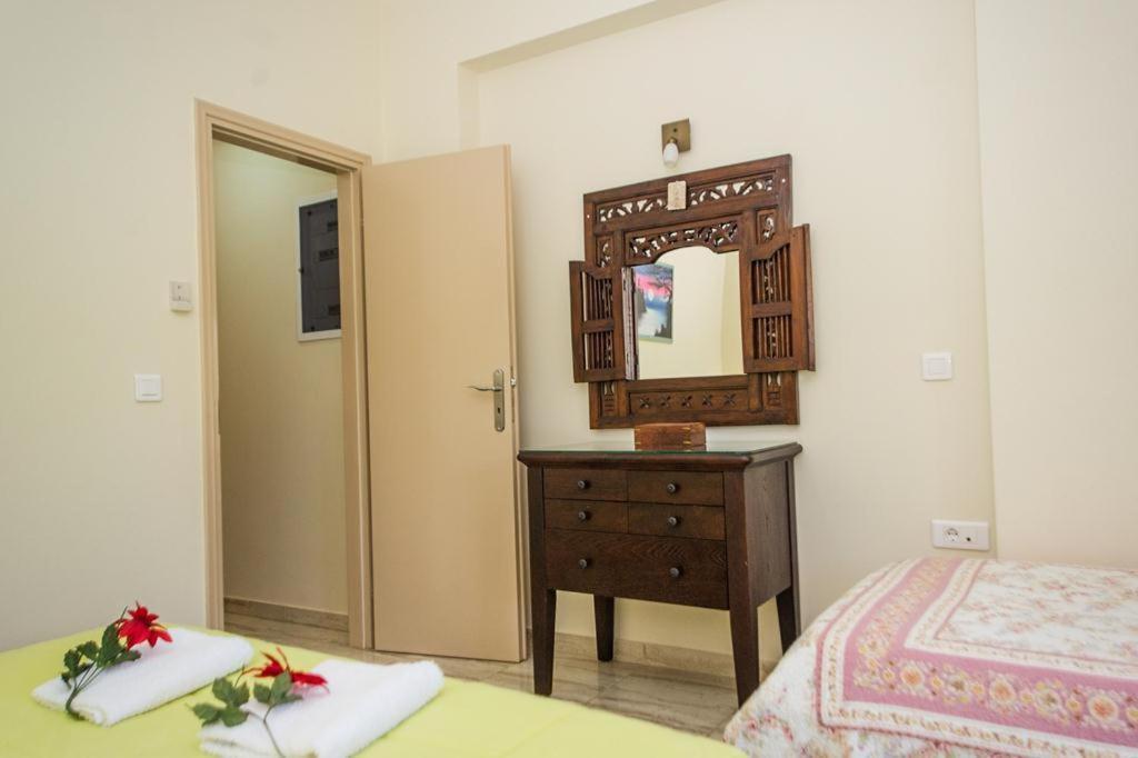 Cozy Flats In An Olive Grove By The Sandy Beach Kánalos Extérieur photo